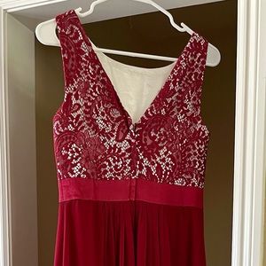 Ever Pretty Size 6 (US), worn once for a wedding. Excellent condition.